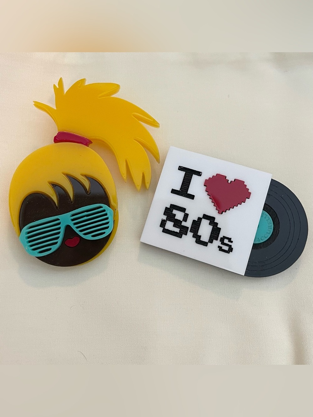Baccurelli 80s Girl and Record Brooch Pin Set